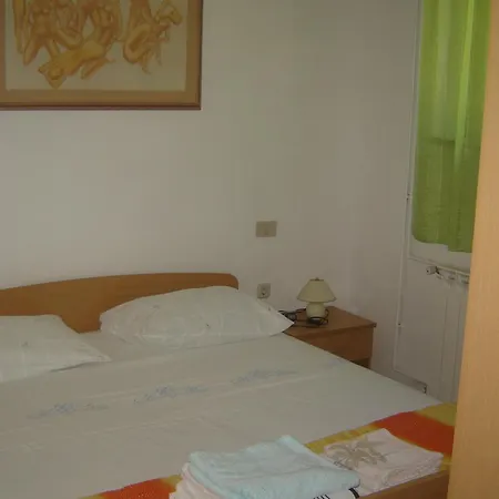 Areta Apartment