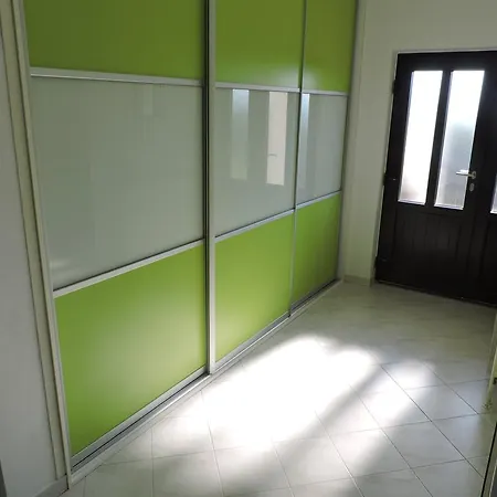 Areta Apartment *